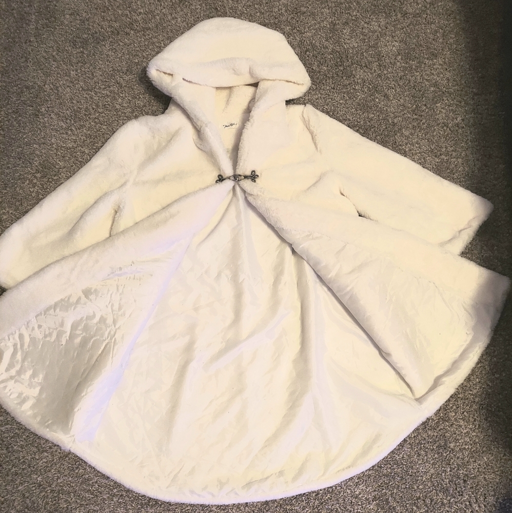 Winter fur cape/coat